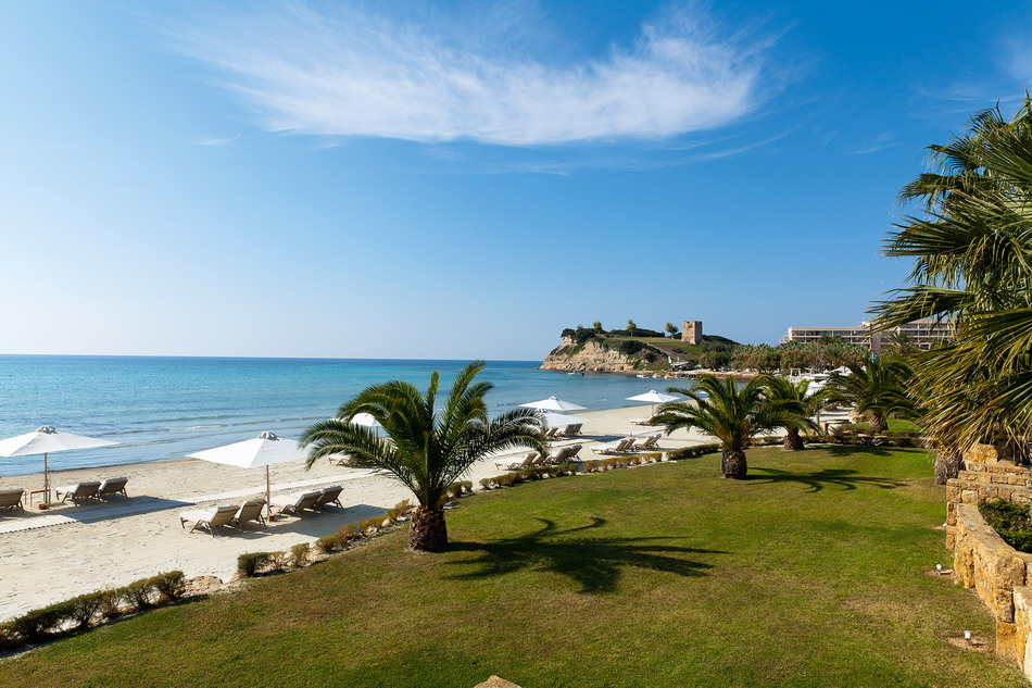  Sani beach Kasandra Halkidiki 